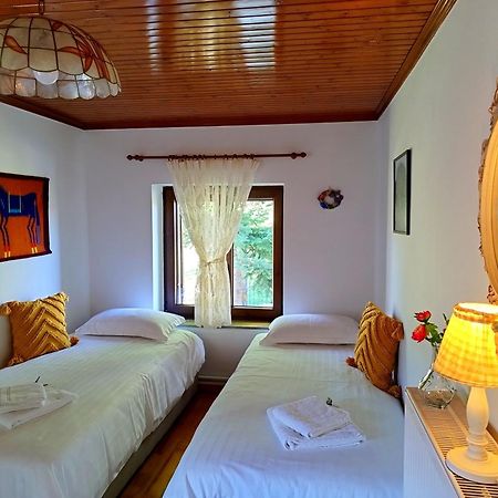 Cosy Lake House, Μια Ανάσα Πριν Τη Λίμνη Kalívia 外观 照片