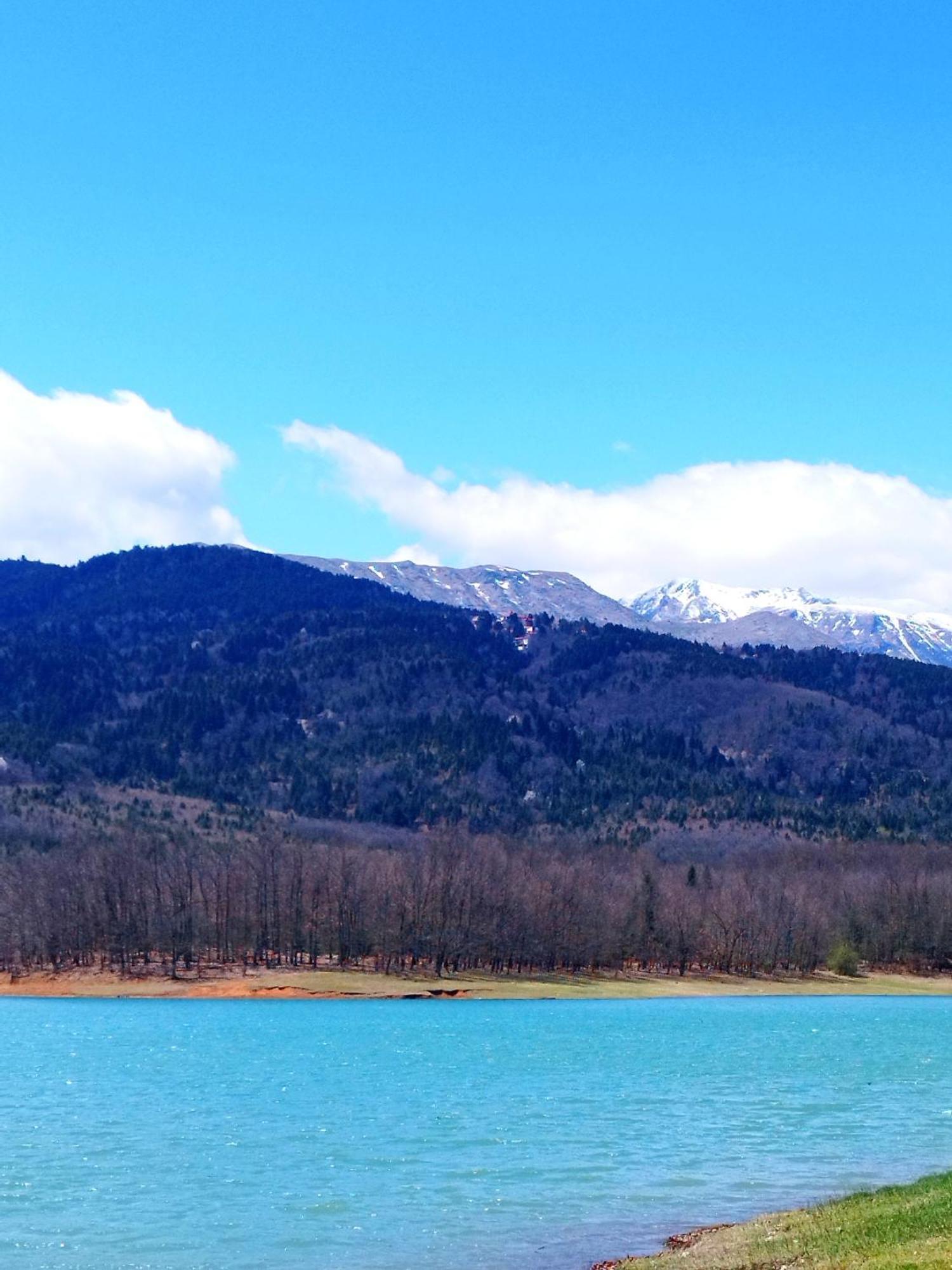 Cosy Lake House, Μια Ανάσα Πριν Τη Λίμνη Kalívia 外观 照片